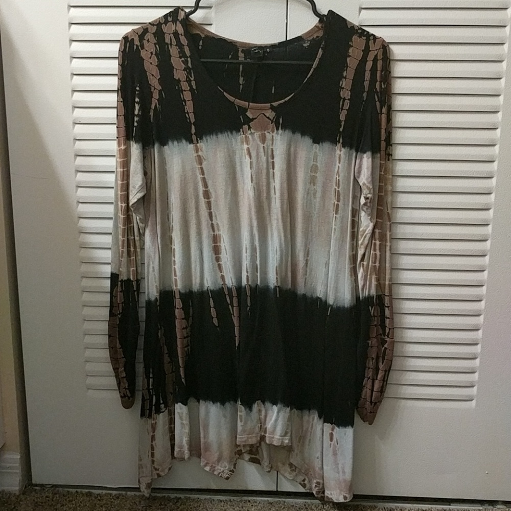 Long sleeve top